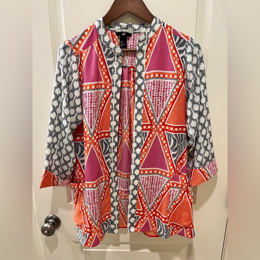 Geometric Patterned Tunic - Picture 7 of 10